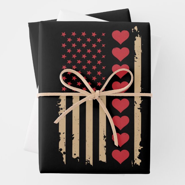 Feuille De Papier Cadeau La Saint-Valentin Cœurs Drapeau américain  (En situation)