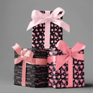Feuille De Papier Cadeau La Saint-Valentin Écriture coeurs roses et noirs d