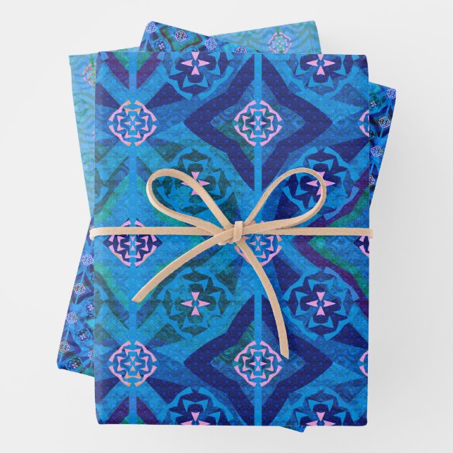 Feuille De Papier Cadeau Lapiz Tapestry Wrapping Paper Trio (En situation)