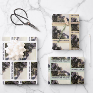 Feuille De Papier Cadeau L'aventure vous attend. Paysage fantastique