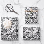 Feuille De Papier Cadeau Lys En Noir Et Blanc<br><div class="desc">Taille : 19" x 29" Notre papier d'emballage magnifiquement imprimé est livré dans un ensemble de trois feuilles prédécoupées commodément. Idéal pour l'emballage cadeau, les faveurs de fête, ou faire de votre prochain projet d'artisanat créatif do-it-yourself vraiment se démarquer! Ces emballages plats sont meilleurs que les rouleaux traditionnels de papier...</div>