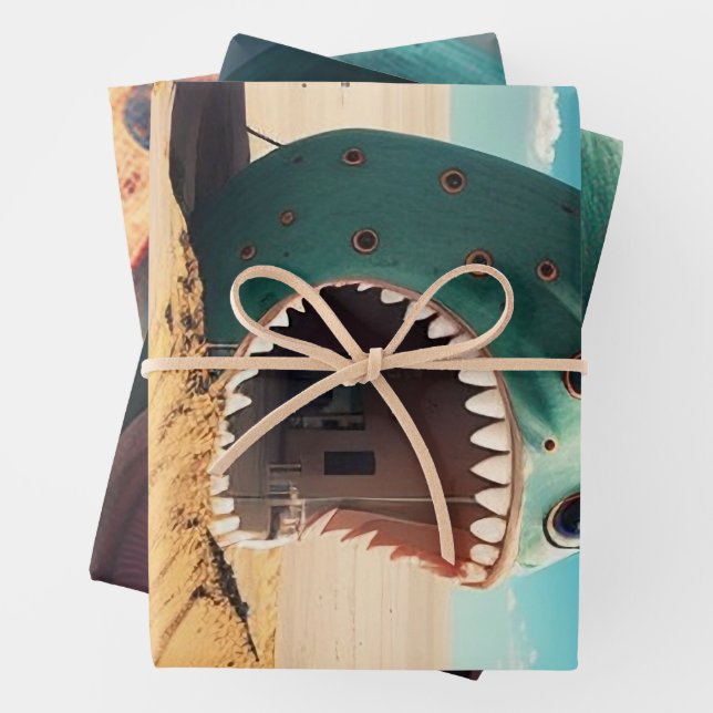 Feuille De Papier Cadeau Maison du monstre du désert (En situation)