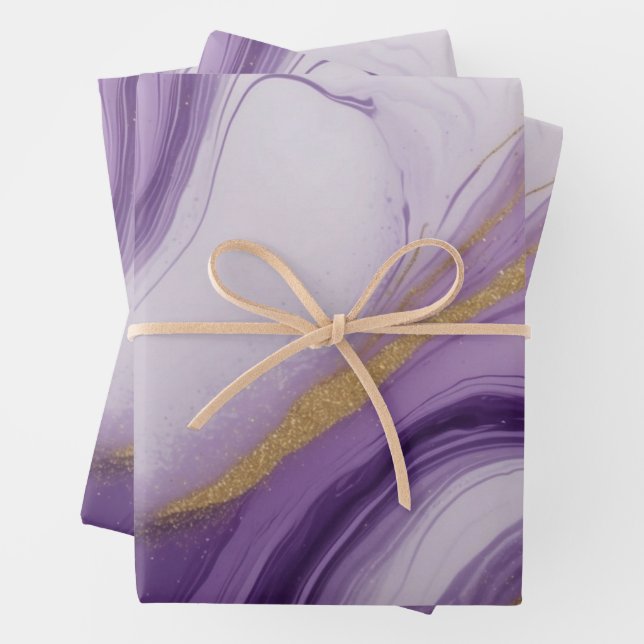 Feuille De Papier Cadeau Marbre Abstrait de Parties scintillant violet et o (En situation)