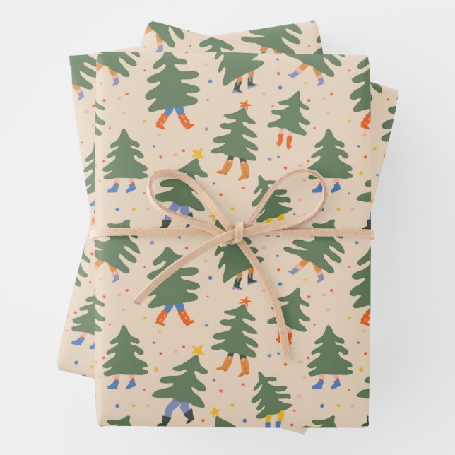 Feuille De Papier Cadeau Marche Whimsical Motif des arbres de Noël (En situation)