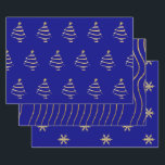 Feuille De Papier Cadeau Marine Gold Christmas Tree Snowflake Wavy Lines<br><div class="desc">Design élégant et moderne d'enveloppement cadeau de Noël. En tendance bleu marine et or, avec l'arbre de Noël, lignes ondulées et motifs de flocon de neige en or métallique et effet parties scintillant sur un arrière - plan bleu marine. Pour customiser, retirez l'outil d'édition pour modifier la couleur. Si vous...</div>