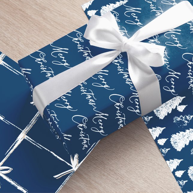 Feuille De Papier Cadeau Marine moderne Bleu & Blanc Arbre de Noël & Ruban (Créateur téléchargé)