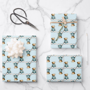 Feuille De Papier Cadeau Mignon ours en peluche sur des pyjamas bleus nuage