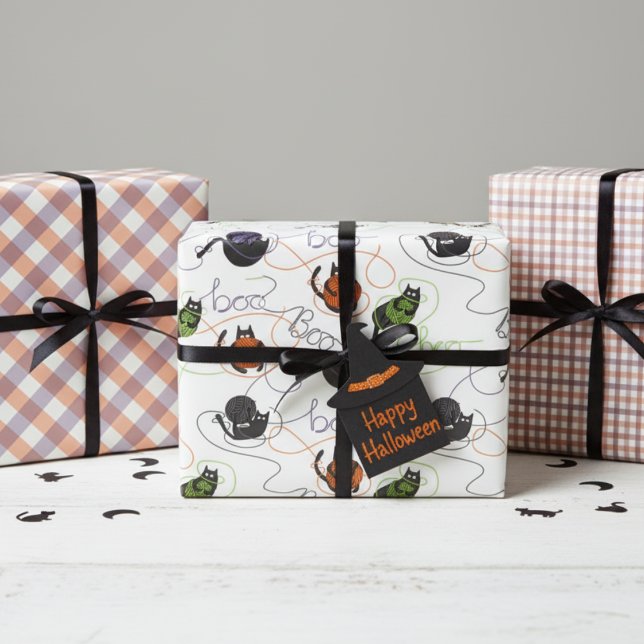 Feuille De Papier Cadeau Mignons chatons emmêlés de manière adorable pour H (Black Kitten Wrapping Paper for Kids Halloween October Birthday Party. Cat with Orange, Purple Yarn)