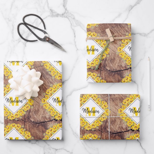 Feuille De Papier Cadeau Monogram de Rustic Sunflowers & Wood Texture (Recto)