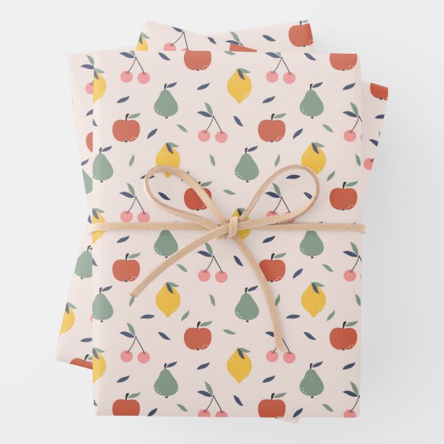 Feuille De Papier Cadeau Motif aux fruits mignons (En situation)