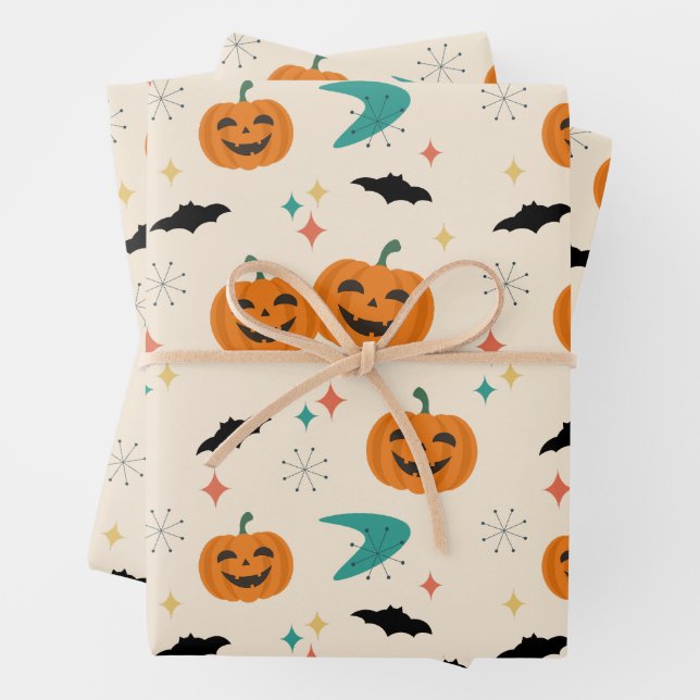 Feuille De Papier Cadeau Motif Citrouille du milieu du siècle d'Halloween (En situation)