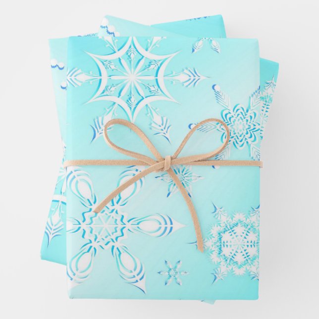 Feuille De Papier Cadeau Motif Crystal Snowflakes (En situation)
