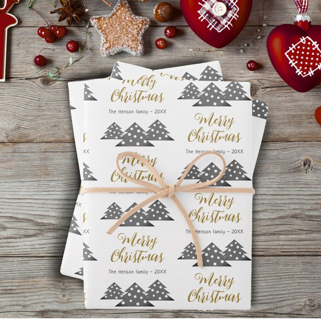 Feuille De Papier Cadeau Motif d'arbre de Noël Famille de script festif (Créateur téléchargé)