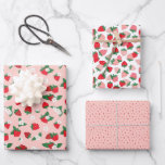 Feuille De Papier Cadeau Motif de fleurs blanches de fraises roses douces<br><div class="desc">Feuilles de papier d'emballage à thème fraise rouge et rose avec trois motifs de fraise assortis : une feuille avec fraises rouges, feuilles et fleurs blanches contre un arrière - plan rose, une feuille avec beaucoup de fraises en rouge et deux nuances de rose, et une feuille rose avec de...</div>