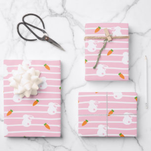 Feuille De Papier Cadeau Motif de lapin rose et de carotte
