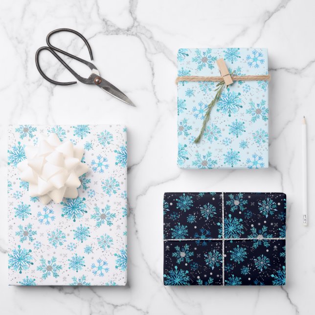 Feuille De Papier Cadeau Motif des flocons de neige d'hiver bleu et argent (Recto)