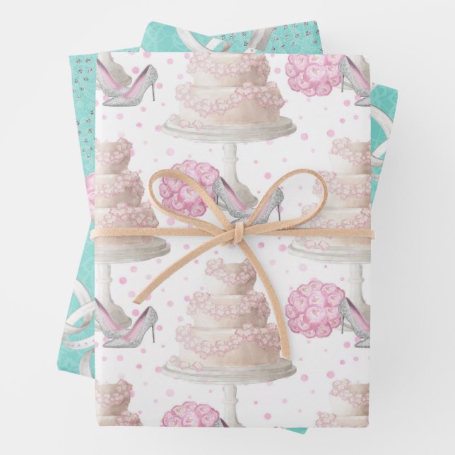 Feuille De Papier Cadeau Motif mariage (En situation)