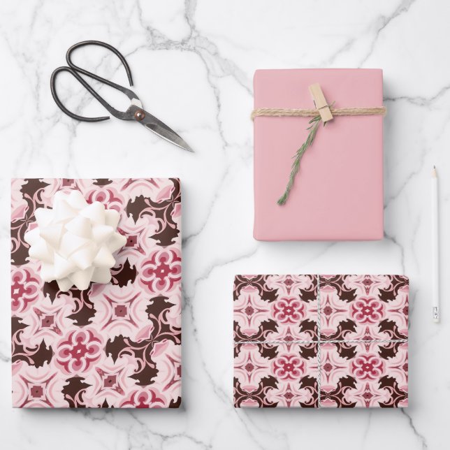 Feuille De Papier Cadeau Motif rose et chocolat (Recto)