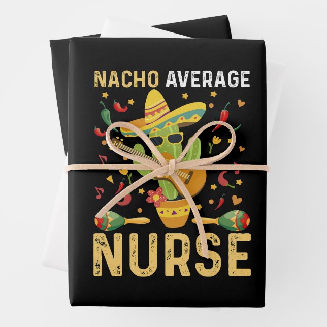 Feuille De Papier Cadeau Nacho Infirmière Moyenne Cinco De Mayo Infirmière  (En situation)