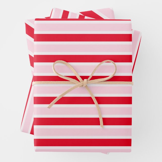 Feuille De Papier Cadeau Noël Rouge rose moderne (En situation)