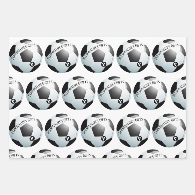 Feuille De Papier Cadeau Nom du monogramme personnalisé du football de foot (Devant)