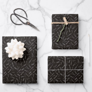 Feuille De Papier Cadeau Outils esquissés en noir