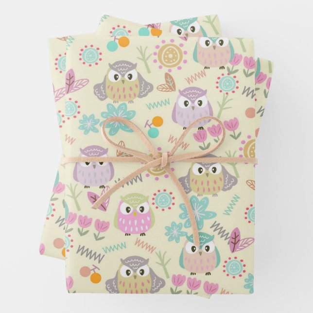 Feuille De Papier Cadeau Owl Pastel Jaune (En situation)