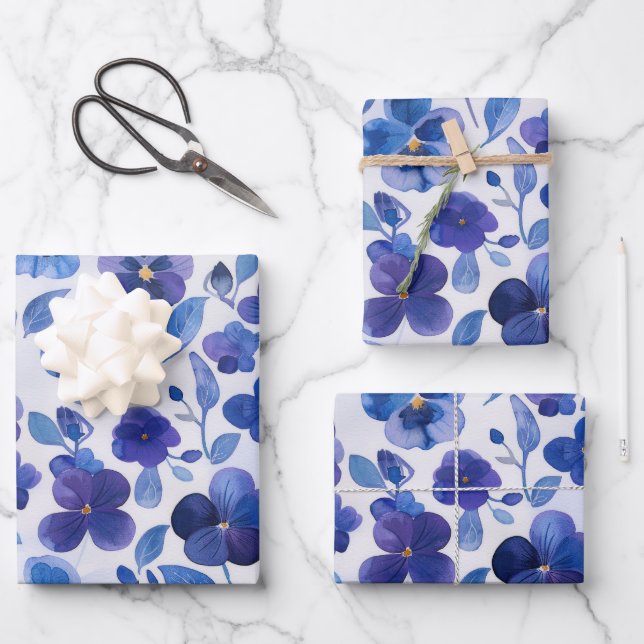 Feuille De Papier Cadeau Pansies de style aquarelle bleu violet imprimé Flo (Recto)