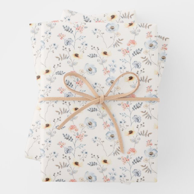Feuille De Papier Cadeau Pastel Poppy Floral Garden Motif (En situation)