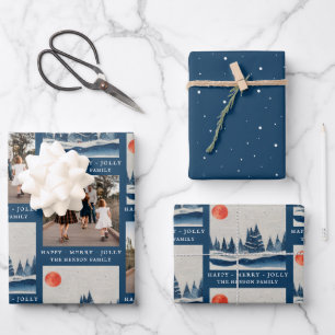 Feuille De Papier Cadeau Paysage hivernal forêt lune bleue photo