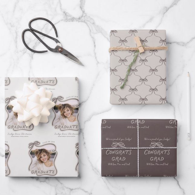 Feuille De Papier Cadeau Personalized Bow Wavy Frame Photo Graduation (Recto)