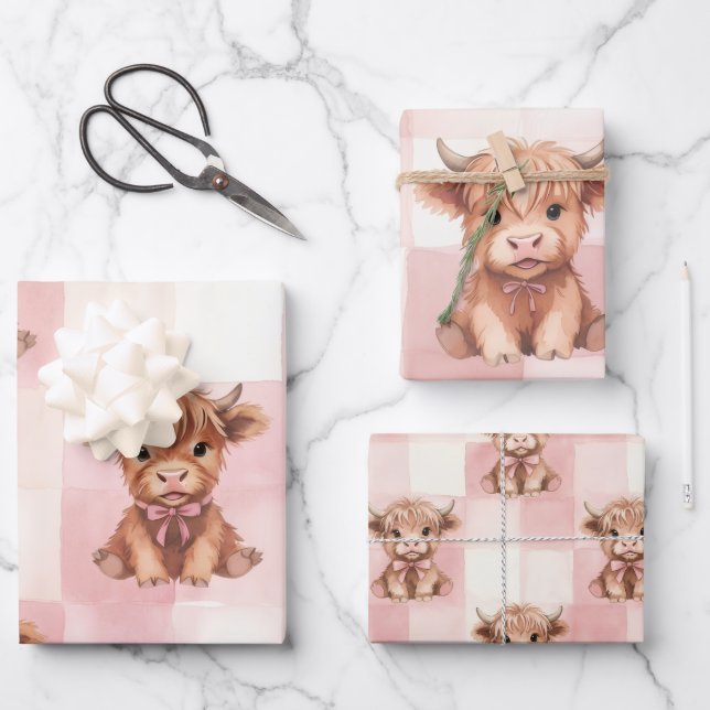 Feuille De Papier Cadeau Pink Checkered Highland Cow Cute Gift Wrap (Recto)