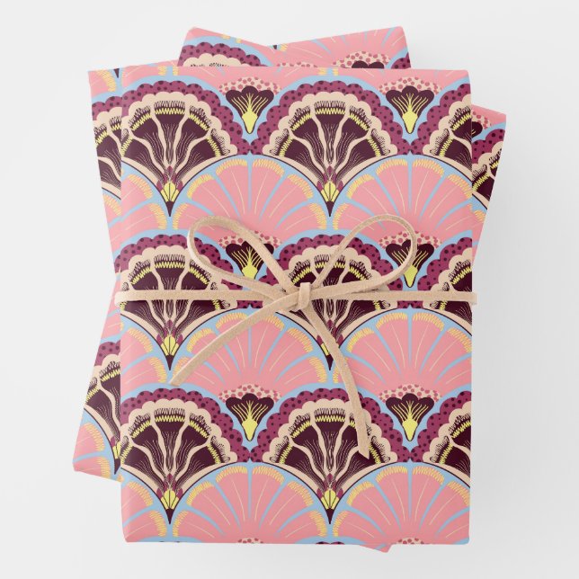 Feuille De Papier Cadeau Pink Scallop Wrapping Paper Flat Sheet Set of 3 (En situation)