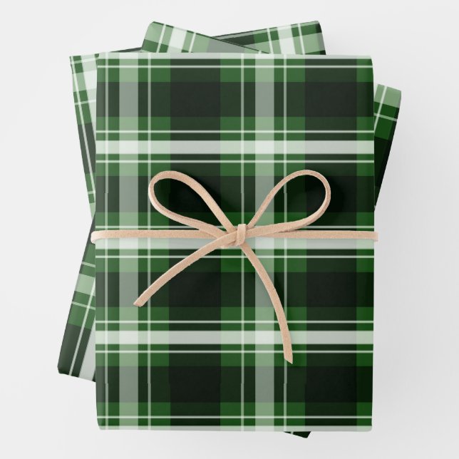 Feuille De Papier Cadeau Plaid vert foncé (En situation)