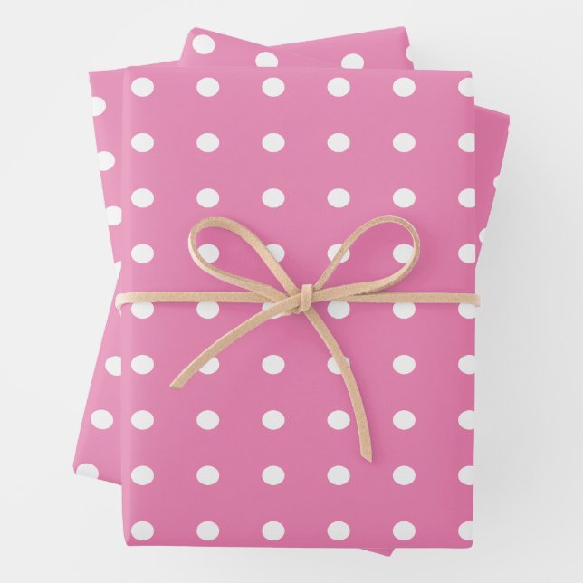Feuille De Papier Cadeau Pois roses et blancs (En situation)