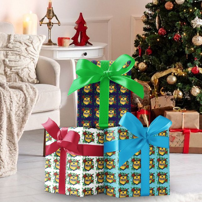 Feuille De Papier Cadeau Police Merry Christmas Shield with Poinsettia  (Créateur téléchargé)