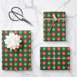 Feuille De Papier Cadeau Red Green Christmas Balls Festive Noël<br><div class="desc">Des boules de Noël rouges et vertes ornent ces trois feuilles de papier d'emballage festives de Noël</div>