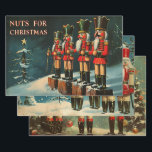 Feuille De Papier Cadeau Retro Vintage Christmas Trio Style S<br><div class="desc">L'effet global de ce papier d'emballage de Noël vintage et rétro est une nostalgie, chaleur et intemporalité. En y ajoutant vos cadeaux, vous ne pouvez pas vous empêcher de vous sentir transporté dans une époque révolue, où les fêtes ont été célébrées avec une simple joie et une élégance classique. C'est...</div>