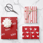 Feuille De Papier Cadeau Rouge Blanc XOXO Coeurs Bandes<br><div class="desc">Red White XOXO Hearts Stripes Fête des mariées Mariage Anniversaire</div>