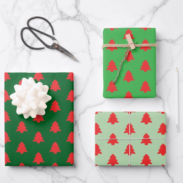 Feuille De Papier Cadeau Simple Red Christmas Trees on Green (Recto)