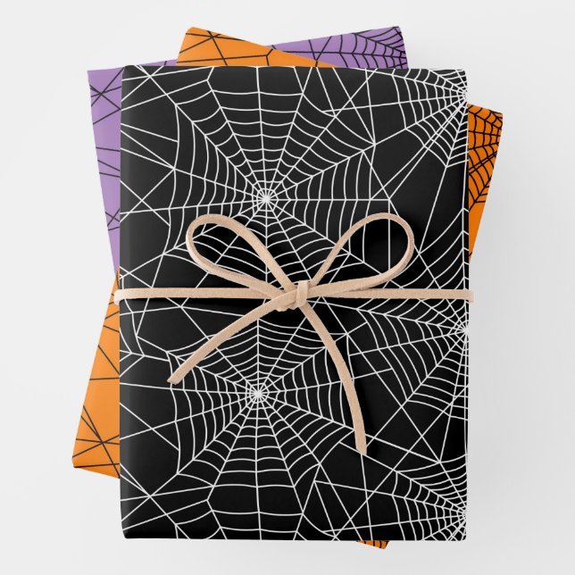 Feuille De Papier Cadeau Spiderweb Halloween noir et blanc (En situation)