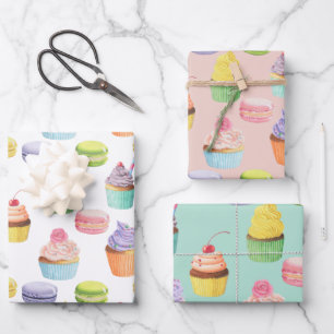 Feuille De Papier Cadeau Sucres motifs cupcakes et macarons