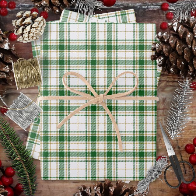 Feuille De Papier Cadeau Tartan - Blanc-Vert-Caramel Or (Tartan - White-Green-Caramel Gold Wrapping Paper Sheets by Leapfroglisics Shop)
