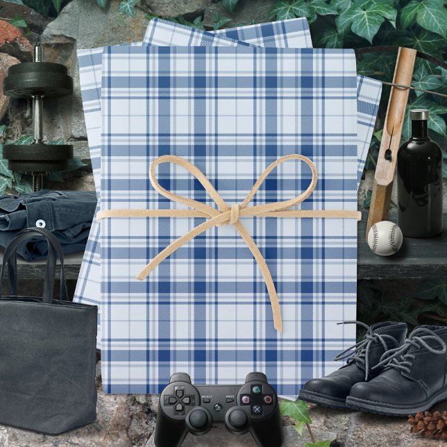 Feuille De Papier Cadeau Tartan - Vibrant bleu pastel à bleu marine (Tartan - Vibrant Pastel blue to Navy Blue Wrapping Paper Sheets by Leapfroglisics Shop)