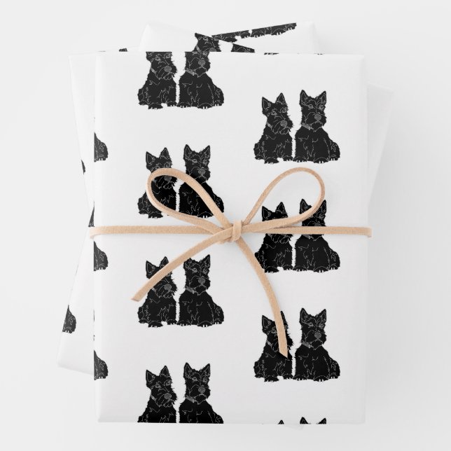 Feuille De Papier Cadeau Térriers Écossais  (En situation)