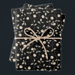 Feuille De Papier Cadeau Tournures de fleurs sur fond noir<br><div class="desc">Fleurs blanches et feuilles sur fond noir tourbillonnent autour de ces feuilles de papier d'emballage - idéal pour l'emballage de cadeaux pour toutes les occasions et également pour le scrapbooking.</div>