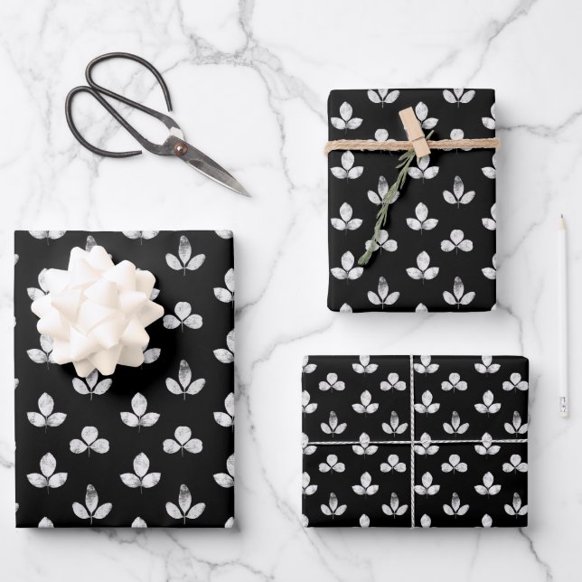 Feuille De Papier Cadeau Trèfle Noir Et Blanc (Recto)