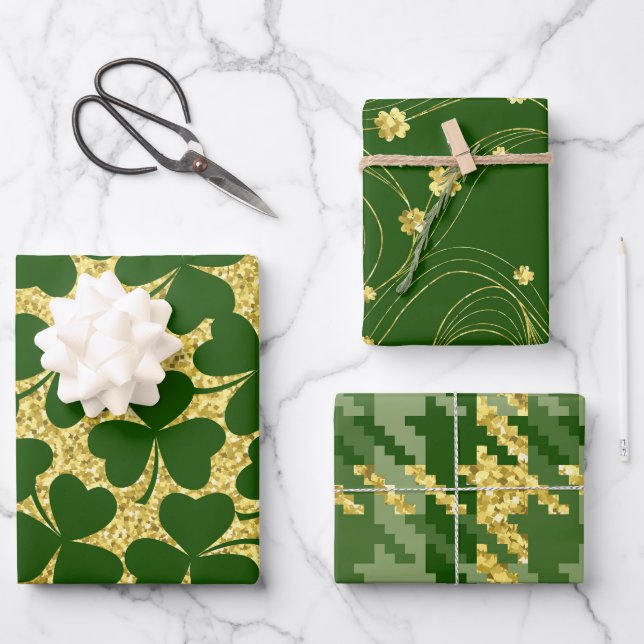 FEUILLE DE PAPIER CADEAU TRÈFLES IRLANDAIS À PAILLONS VERTS ET DORÉS (Recto)