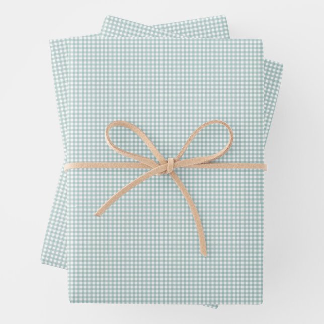 Feuille De Papier Cadeau Turquoise en vichy mignon chèques classiques simpl (En situation)