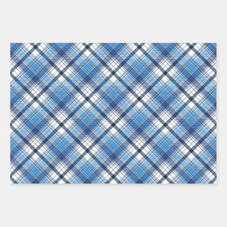 Feuille De Papier Cadeau Un design élégant en plaid bleu